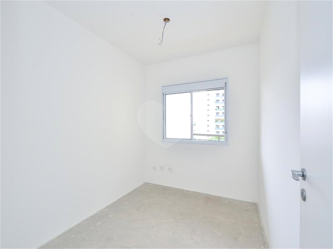 Apartamento à venda com 3 quartos, sendo 1 suíte, em Vila Gumercindo, São Paulo, SP