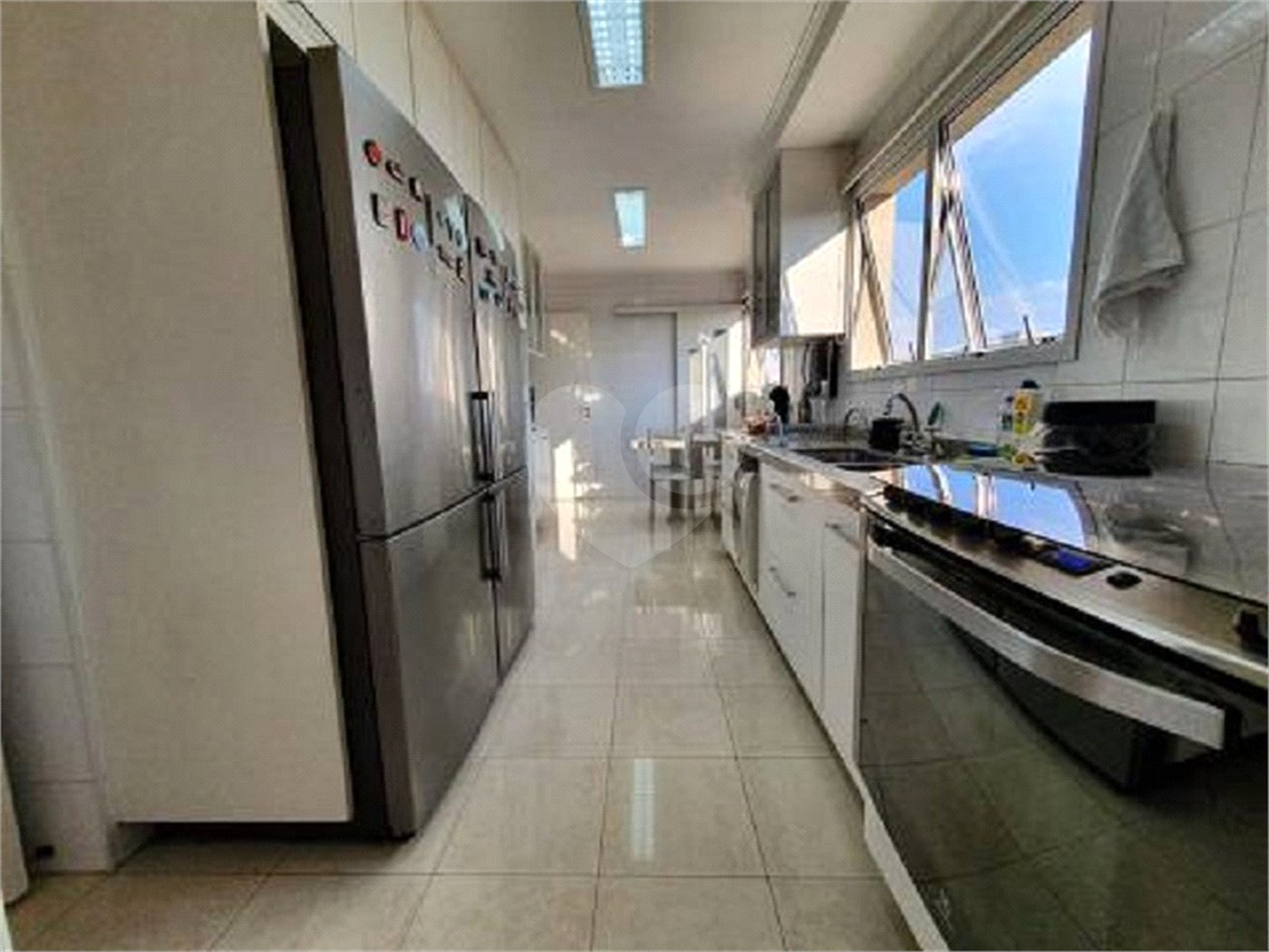 Apartamento à venda com 3 suítes em Vila Progredior, São Paulo, SP