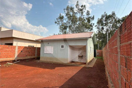 Casa à venda com 2 quartos em Residencial Solaris, Ponta Porã, MS