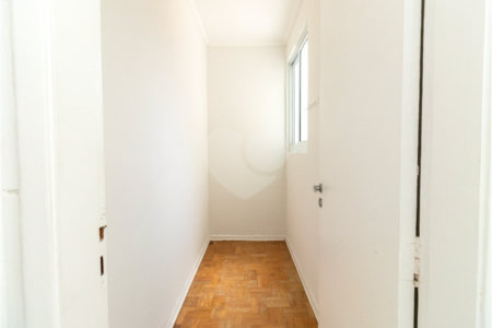 Apartamento à venda com 3 quartos, sendo 1 suíte, em Pinheiros, São Paulo, SP