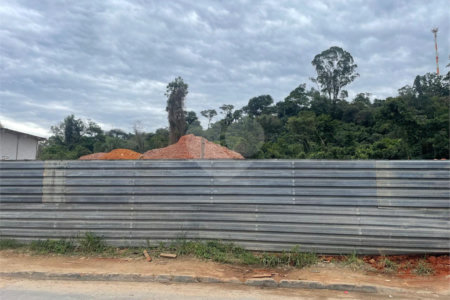 Terreno à venda em Jardim do Rio Cotia, Cotia, SP