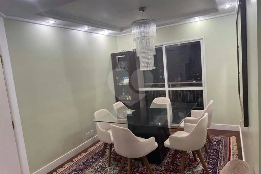 Apartamento à venda com 3 quartos, sendo 1 suíte, em Saúde, São Paulo, SP