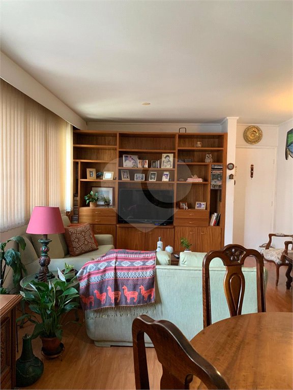 Apartamento à venda com 3 quartos, sendo 1 suíte, em Vila Clementino, São Paulo, SP