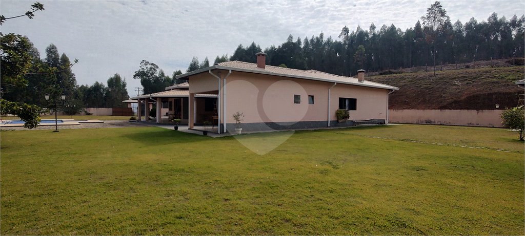 Casa à venda com 4 suítes no Centro, Extrema, MG