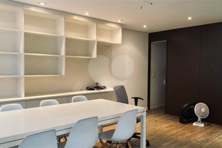 Casa à venda com 3 suítes no condomínio Vilas 2, São Paulo - SP