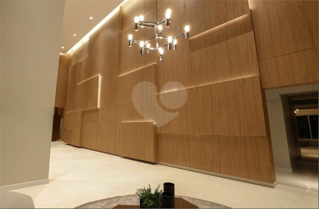 Apartamento à venda com 2 suítes em Vila Gertrudes, São Paulo, SP