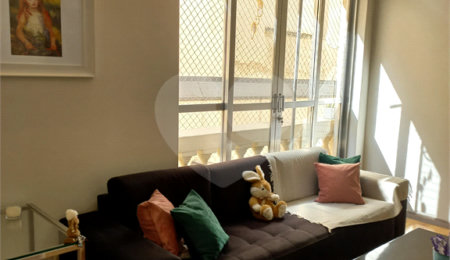 Apartamento à venda com 3 quartos, sendo 2 suítes,  em Vila Mariana, São Paulo, SP