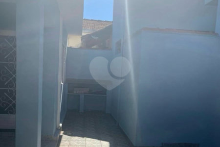 Casa à venda com 3 quartos em Jardim Itália, Itapetininga, SP