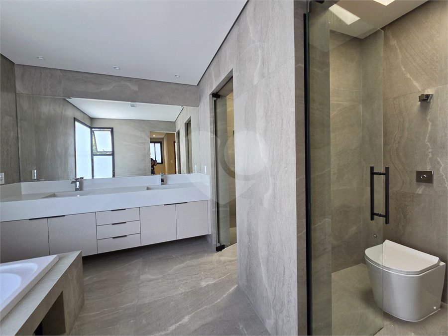 Casa à venda com 5 suítes no condomínio Fazenda Imperial, Sorocaba - SP