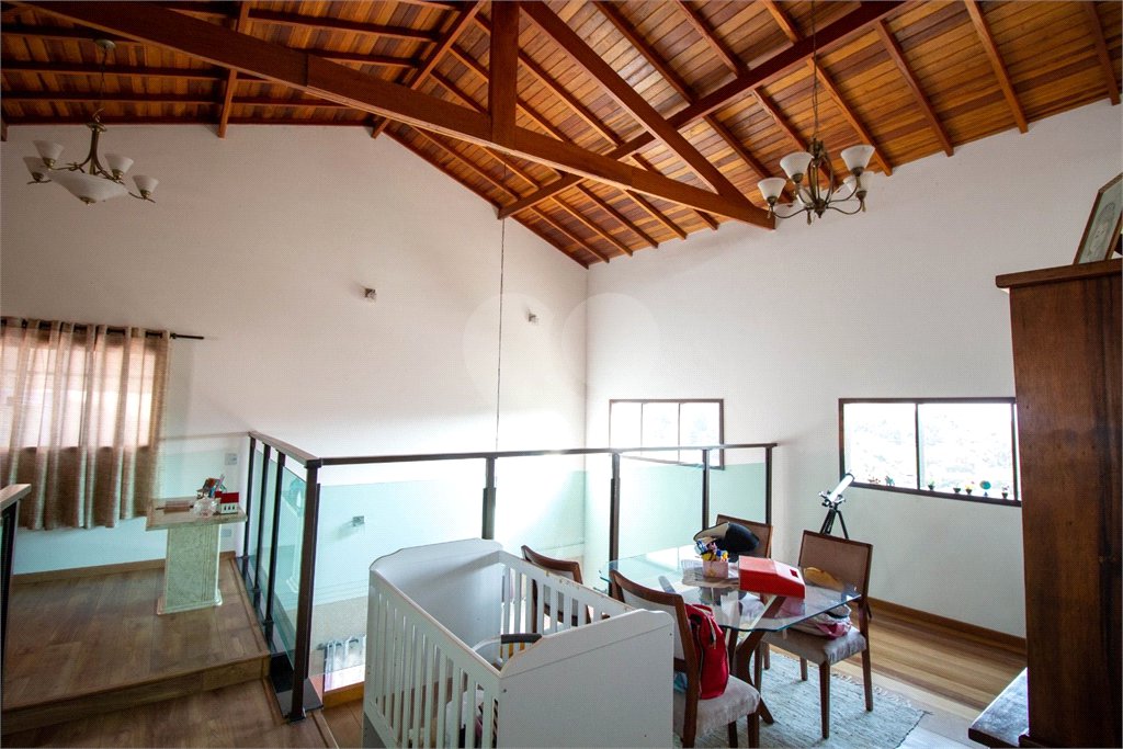 Casa à venda com 3 quartos, sendo 2 suítes,  em Alto da Serra (mailasqui), São Roque, SP