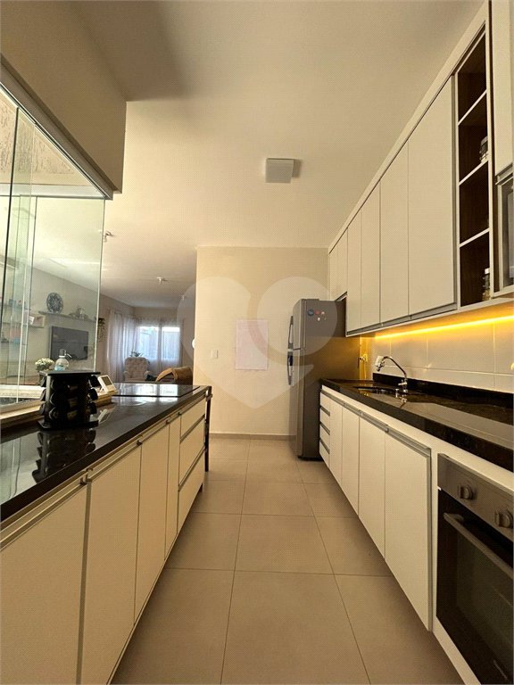 Sobrado à venda com 3 quartos, sendo 1 suíte,  em Villa Di Cesar, Mogi das Cruzes, SP