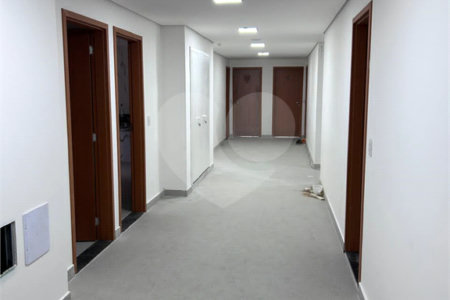 Apartamento à venda com 2 quartos em Vila Vitório Mazzei, São Paulo, SP