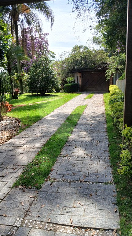 Casa à venda com 4 suítes no condomínio Sausalito, Mairiporã - SP