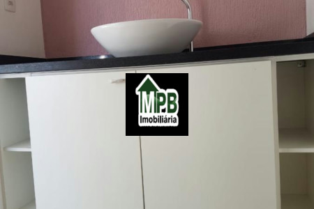 Sobrado à venda com 3 quartos, sendo 1 suíte, no condomínio Horto 3, Sorocaba - SP