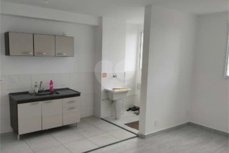 Apartamento à venda com 2 quartos em Guaiaúna, São Paulo, SP