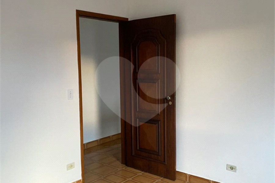 Sobrado para alugar com 3 quartos, sendo 1 suíte, em Vila Nova Cachoeirinha, São Paulo, SP