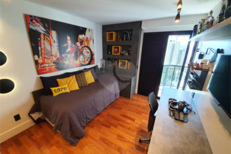 Apartamento à venda com 4 quartos, sendo 2 suítes, em Santana, São Paulo, SP