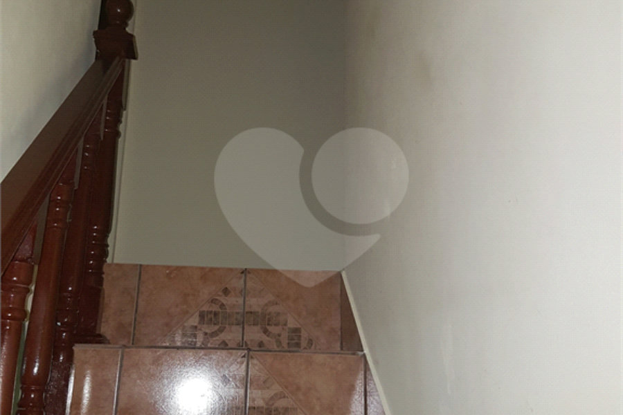 Sobrado à venda com 3 quartos, sendo 1 suíte, em Jardim Valéria, Guarulhos, SP