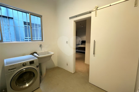 Apartamento à venda com 2 quartos, sendo 1 suíte, em Cerqueira César, São Paulo, SP