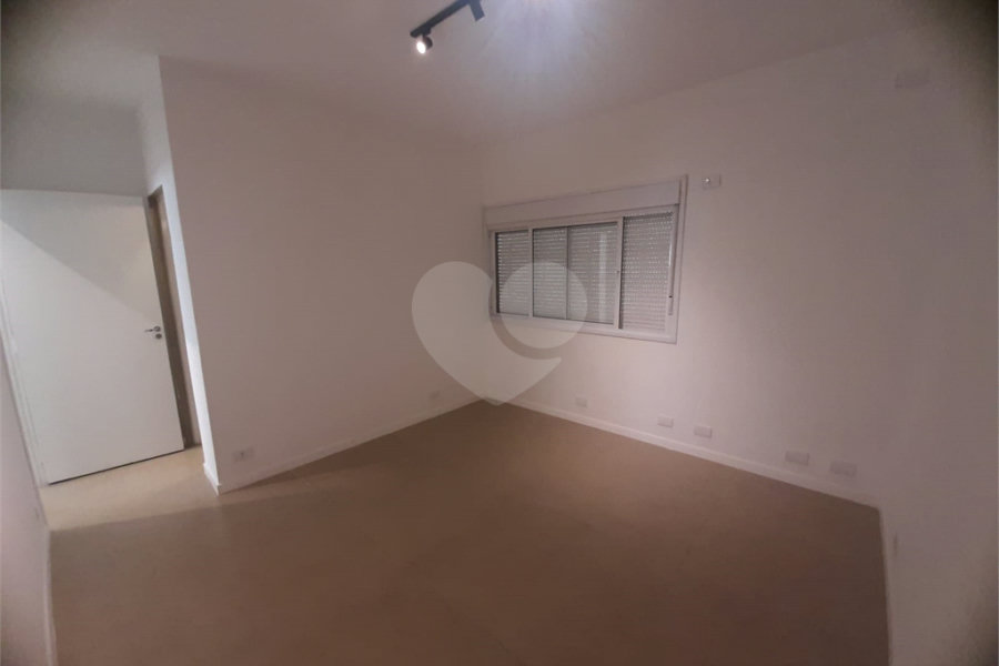 Casa Térrea à venda ou para alugar com 4 suítes em Jardim São Bento, São Paulo, SP