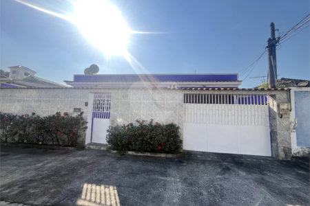 Casa à venda com 3 quartos, sendo 1 suíte,  em Campo Grande, Rio de Janeiro, RJ