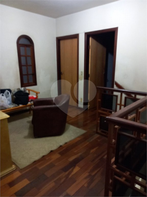 Casa à venda com 2 quartos, sendo 1 suíte, em Vila Industrial, Mogi das Cruzes, SP