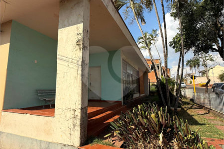 Casa à venda com 4 quartos em Vila Xavier (vila Xavier), Araraquara, SP