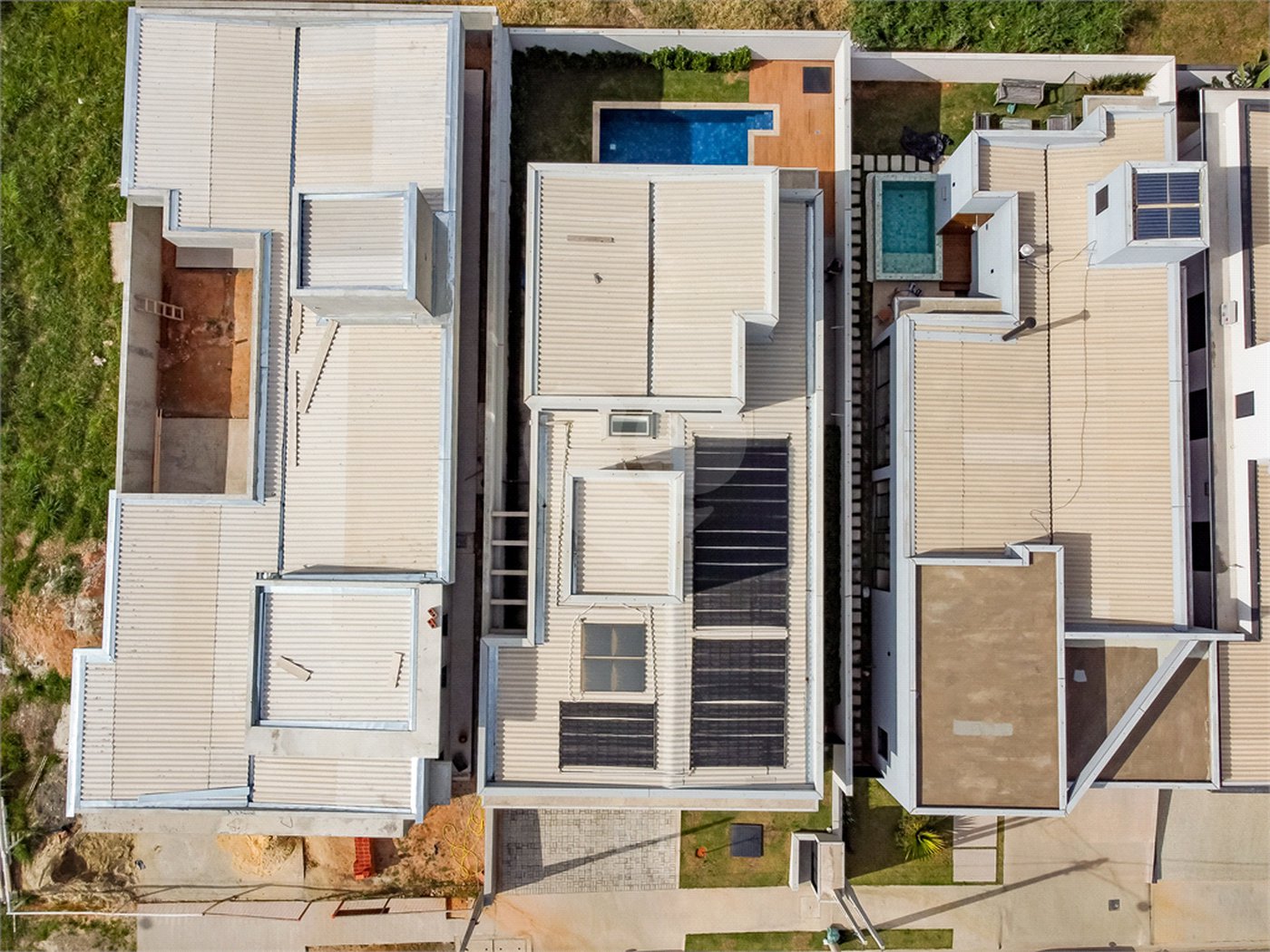Casa à venda com 3 suítes no condomínio Saint Paul, Itu - SP