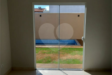 Terreno à venda com 2 quartos, sendo 1 suíte, no condomínio Costa Leste, Três Lagoas - MS