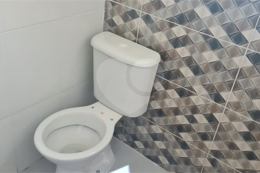 Casa à venda ou para alugar com 2 suítes no condomínio Residencial Esperança, São Paulo - SP