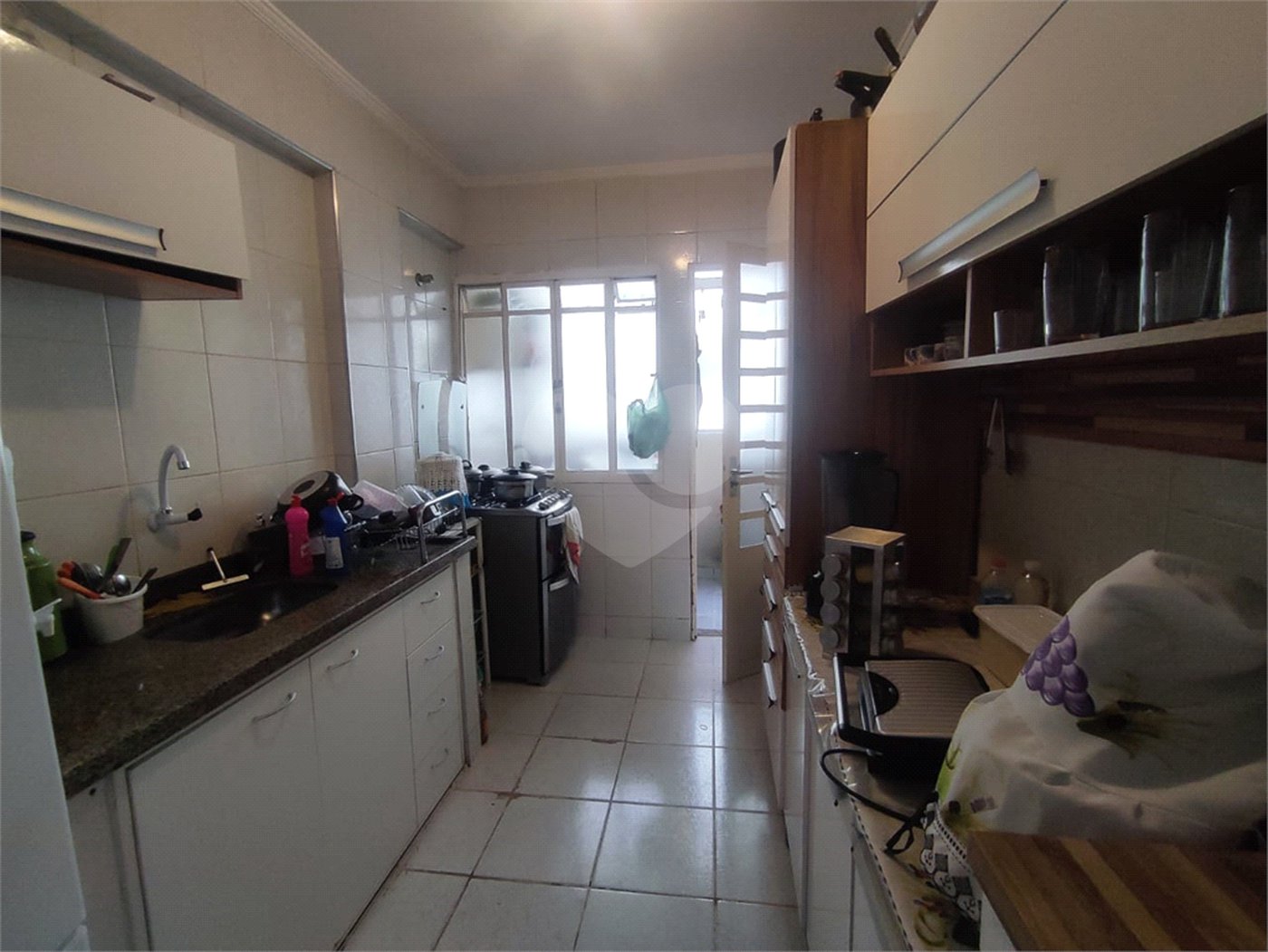 Apartamento à venda com 2 quartos, sendo 1 suíte, em Parque São Luís, Taubaté, SP
