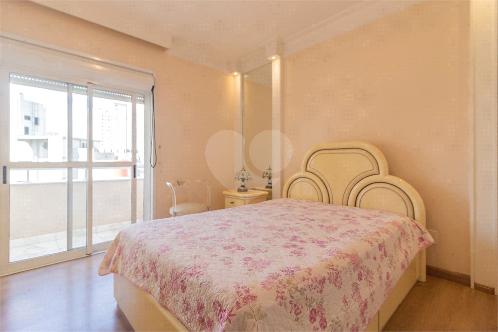 Apartamento à venda com 4 quartos, sendo 3 suítes,  em Indianópolis, São Paulo, SP