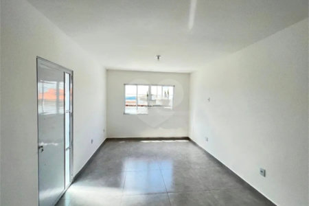 Sobrado à venda com 3 suítes em Jardim dos Pinheiros, Atibaia, SP