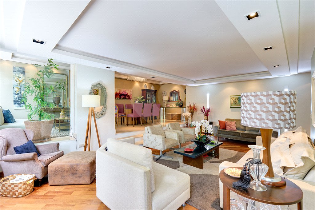 Apartamento à venda com 3 suítes em Alto da Boa Vista, São Paulo, SP
