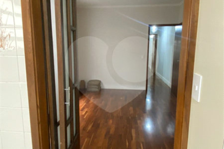 Sobrado à venda com 3 quartos, sendo 2 suítes,  em Jardim Brasil (zona Sul), São Paulo, SP