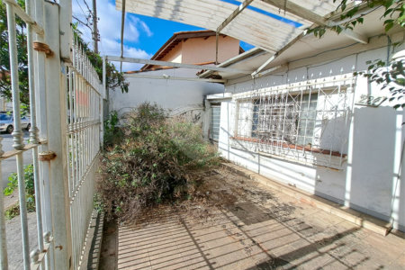 Casa à venda com 3 quartos, sendo 1 suíte, em Vila Constança, São Paulo, SP