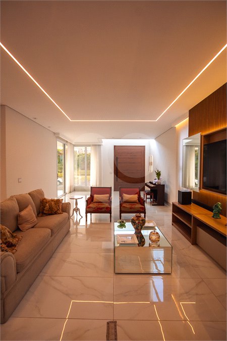 Casa à venda ou para alugar com 4 suítes no condomínio Jardim Vila Paradiso, Indaiatuba - SP