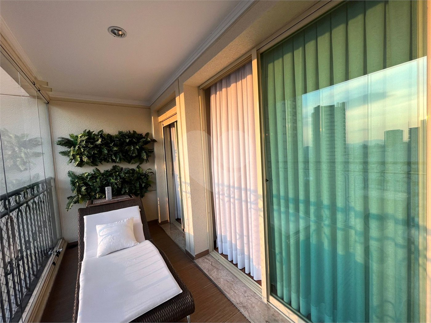 Apartamento à venda com 4 suítes em Santana, São Paulo, SP