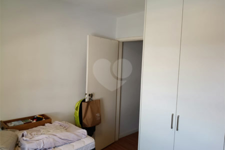 Sobrado à venda com 4 quartos, sendo 2 suítes, em Mirandópolis, São Paulo, SP