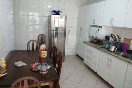 Casa à venda ou para alugar com 3 quartos em Jardim Rosa de Franca, Guarulhos, SP