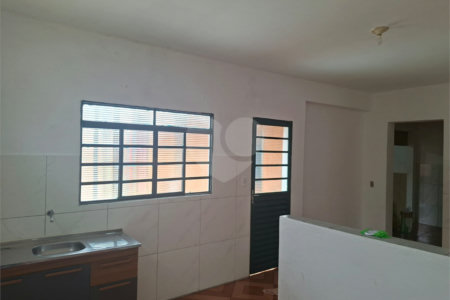 Casa à venda com 3 quartos em Vila Santana, Itapetininga, SP