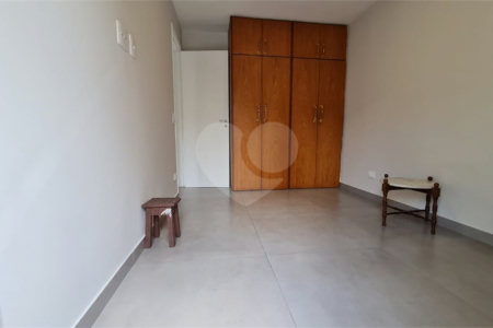 Apartamento para alugar com 2 quartos, sendo 1 suíte,  em Vila Andrade, São Paulo, SP
