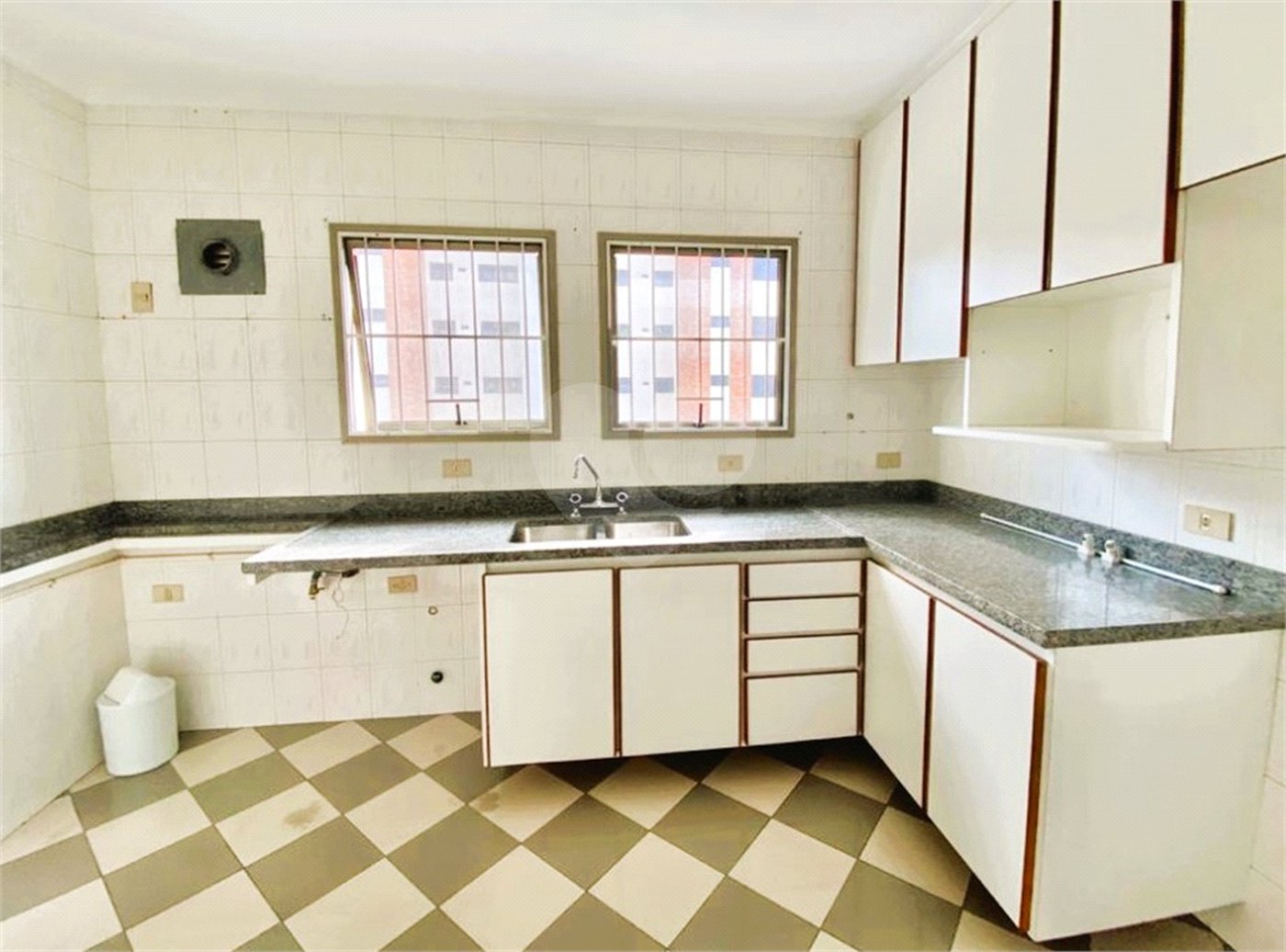 Apartamento à venda com 3 suítes em Parque Bairro Morumbi, São Paulo, SP