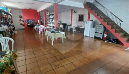 Sobrado à venda com 1 suíte no Centro, Américo Brasiliense, SP