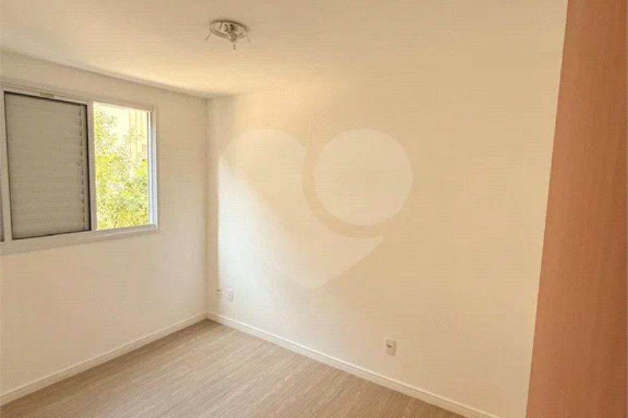 Apartamento à venda com 2 quartos em Jardim Íris, São Paulo, SP