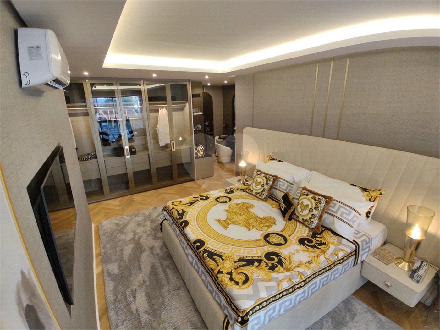 Apartamento à venda com 4 suítes em Moema, São Paulo, SP
