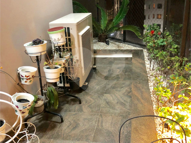 Apartamento à venda com 3 suítes em Tatuapé, São Paulo, SP