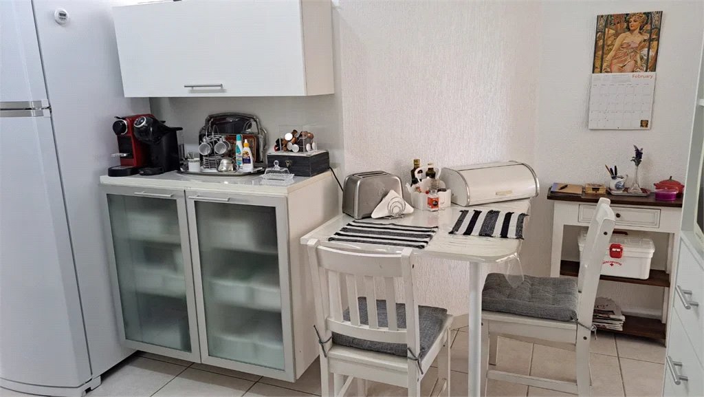 Apartamento à venda com 4 quartos, sendo 2 suítes, em Cidade São Francisco, São Paulo, SP
