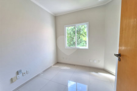 Casa à venda com 4 suítes no condomínio Terras de São Francisco, Vinhedo - SP