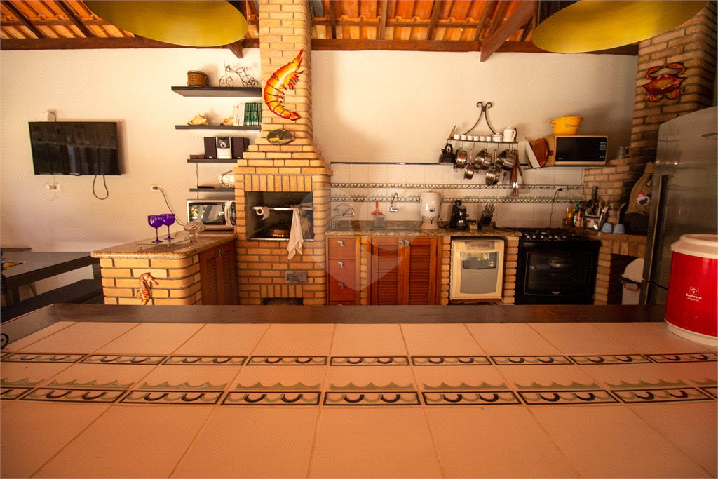 Casa à venda com 4 suítes no condomínio Sítio Primavera, São Roque - SP